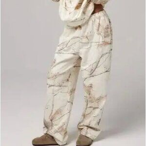 Dairy Boy Camo Sweatpant in Sand (Sz M)